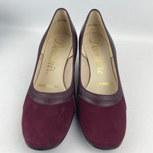 Load image into Gallery viewer, Original 1950&#39;s 1960&#39;s Burgundy Suede and Leather Court Shoes by Devonshire - Deadstock in Original Box - UK 4 *
