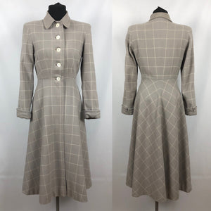 1940s 11011 Grey and Cream Fit and Flare Check Coat - Bust 34