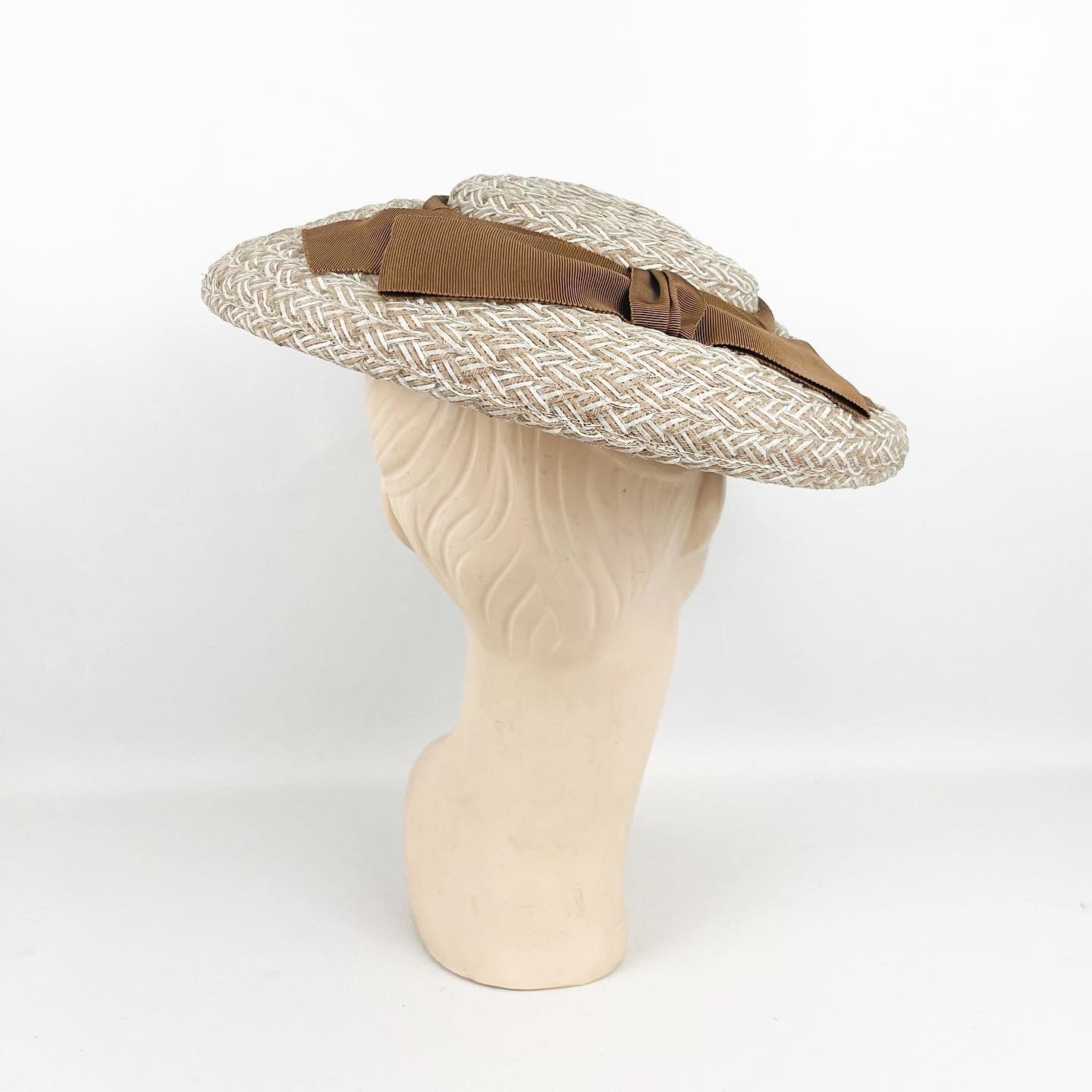 Original 1940's 1950's Summer Straw Hat in Brown and Grey with