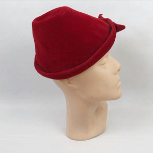 1930s 1940s Cherry Red Felt Tyrolean Hat with Bow Trim