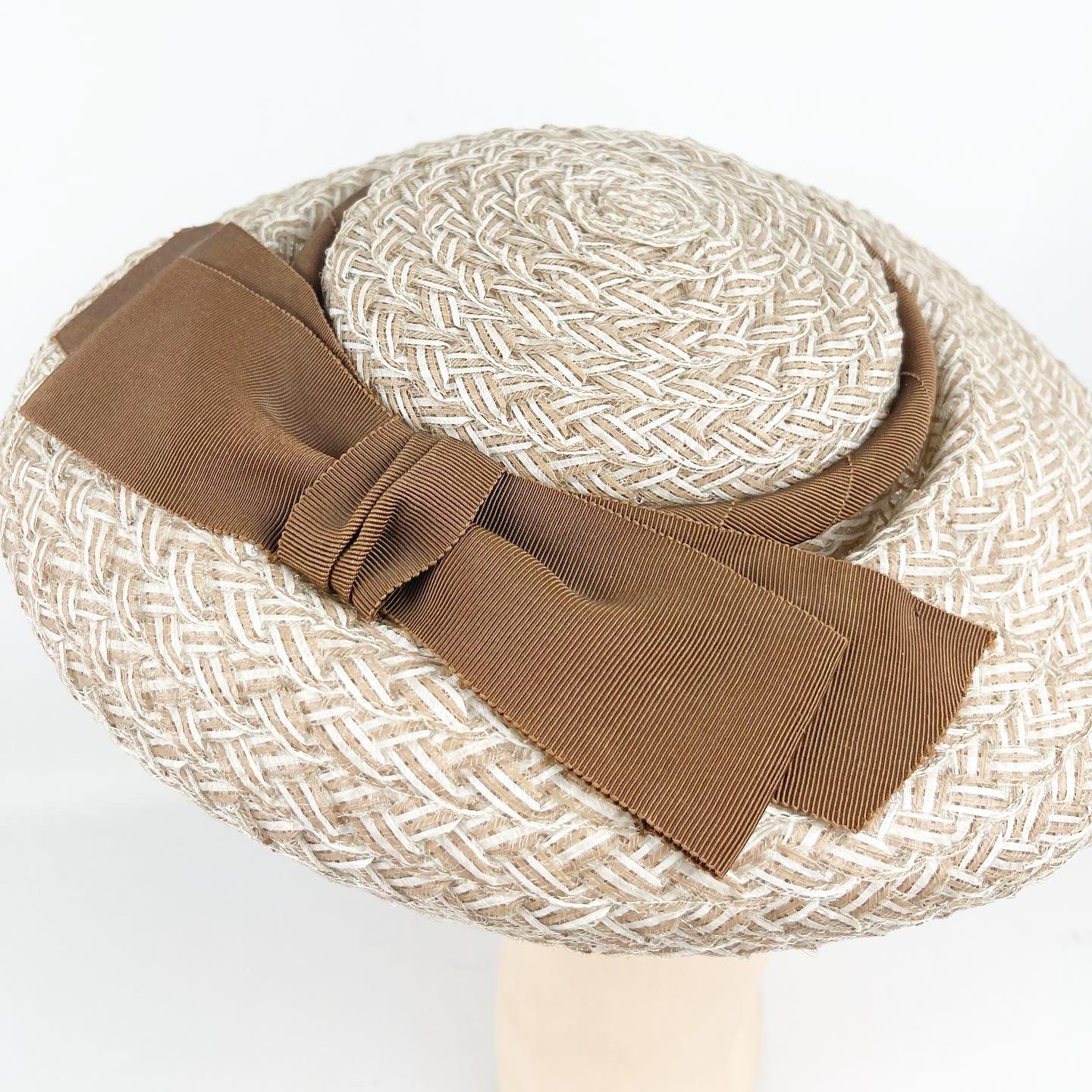 Original 1940's 1950's Summer Straw Hat in Brown and Grey with