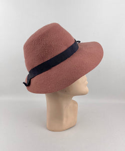Original 1940’s Dusky Pink Felt Fedora Hat with Grosgrain Trim *