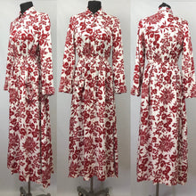 Load image into Gallery viewer, 1940s CC41 Moygashel House Dress / Housecoat - B40
