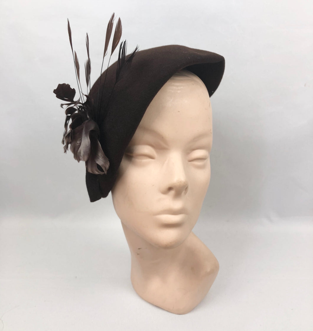 1930s Brown Felt Close Fitting Hat with Feather Trim
