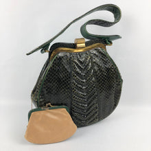 Load image into Gallery viewer, Incredible 1930s 1940s Green Snakeskin and Leather Handbag
