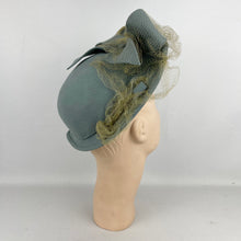 Load image into Gallery viewer, Original 1930’s 1940’s Blue Grey Bogie De Bow Felt Hat with Bow and Net Trim with Matching Hat Pins
