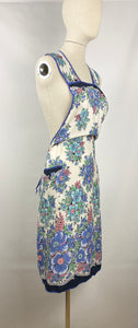 1930s Bold Floral Cotton Apron - Bust 36 38 40