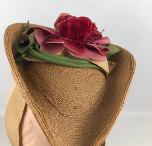 1940s Natural Straw Hat With Large Pink Floral Decoration