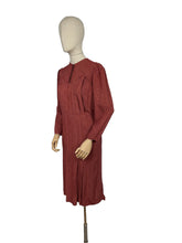 Load image into Gallery viewer, Original 1930&#39;s Long Sleeved Floppy Cotton Day Dress in Rust with Floral Print - Bust 34 36
