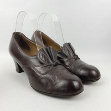 Load image into Gallery viewer, Original 1930&#39;s Brown Leather Court Shoes by Mirana - UK 4 4.5
