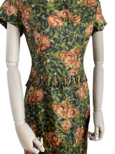 Load image into Gallery viewer, Original 1950&#39;s Fine Silk Dress in Green and Brown Autumnal Print - Stylish Piece - Bust 35 36
