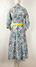 Load image into Gallery viewer, 1950s Blue and Mustard Floral Cotton Dress Robe - Bust 36 38 40
