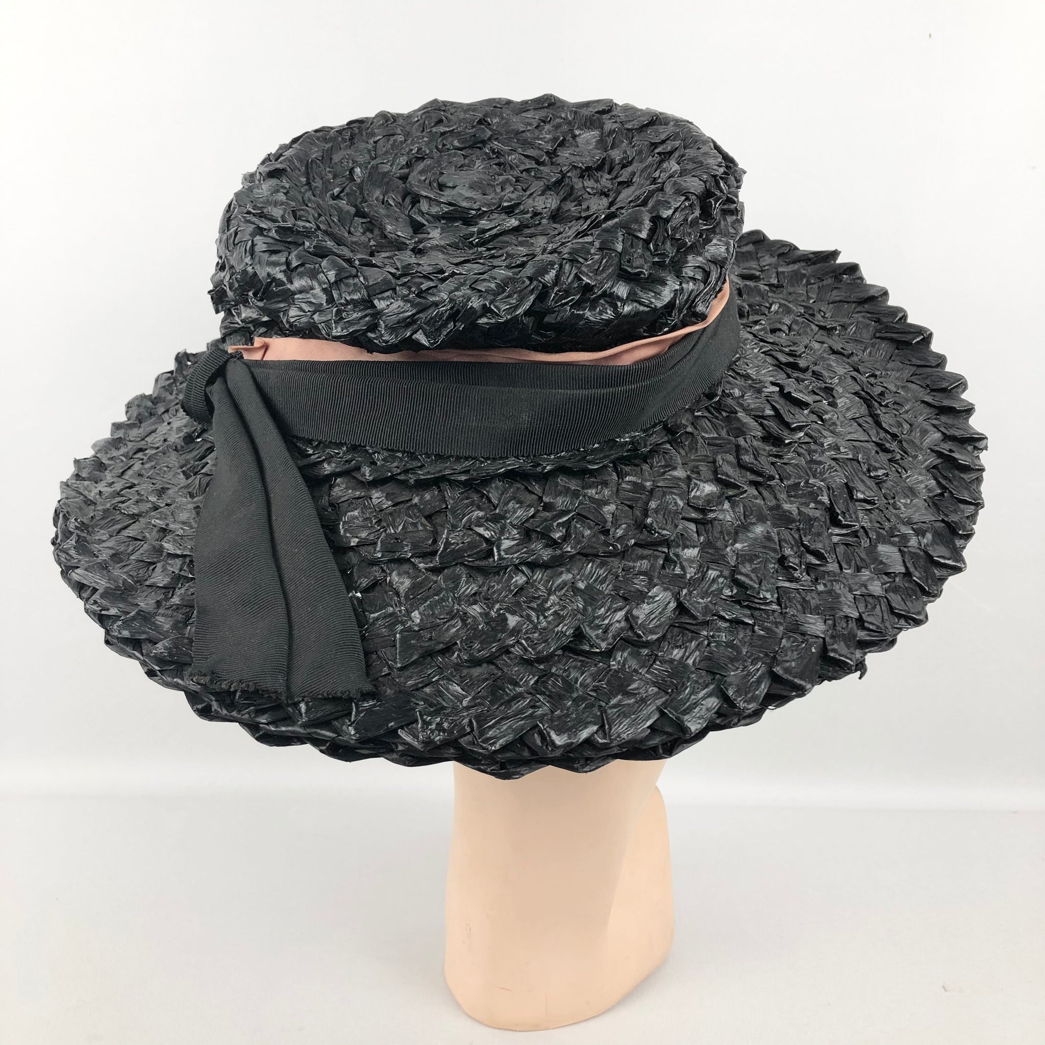 1930s Black Lacquered Raffia Wide Brimmed Sun Hat – 1940s Style
