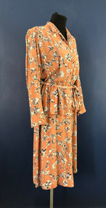 Original 1940s Peach Crepe Floral Dress with Grey and White Print - Bust 38 40 42 - Volup