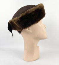 Load image into Gallery viewer, Original 1940s Chocolate Brown Felt Winter Hat Trimmed With Real Fur
