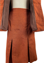 Load image into Gallery viewer, Original 1930s Chestnut Tweed Walking Suit - Exquisite Colour - Bust 34 35 36
