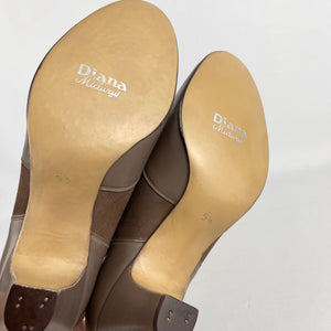 Original 1940's Deadstock Taupe Suede and Leather Shoes by Diana - UK 5.5