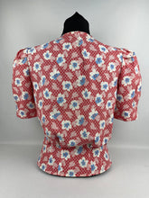 Load image into Gallery viewer, Reproduction Pretty Floral Print Blouse - Patriotic Red, White and Blue with Clear Glass - Bust 34
