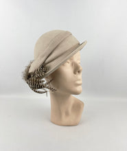 Load image into Gallery viewer, Original 1930’s Cream Felt Hat with Soft Feather Trim - Beautiful Piece *
