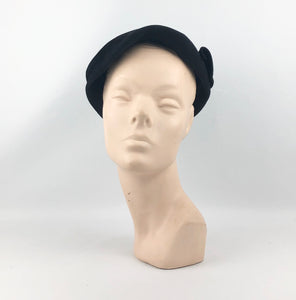 1950s Black Felt Close Fitting Hat