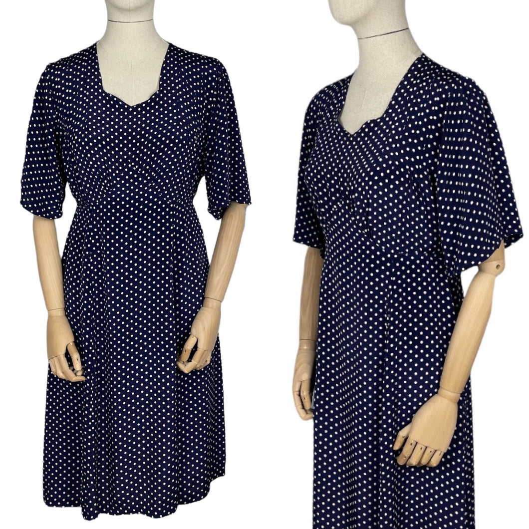 Original 1940's Volup Navy and White Polka Dot Crepe Day Dress - Bust 42 44