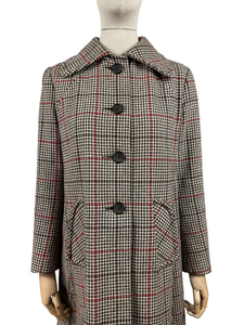Fabulous Vintage 1970's does 1940's Houndstooth Check Wool Coat in Black, White and Red - Bust 34 35 36