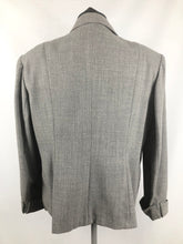 Load image into Gallery viewer, 1940s 1950s Volup Grey Wool Lady Scott Jacket - B44 46
