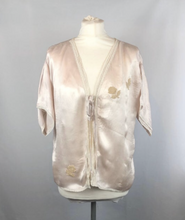 Load image into Gallery viewer, 1930s 1940s Soft Pale Pink Satin Bed Jacket with Applique - B38 40
