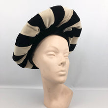 Load image into Gallery viewer, 1960s Black and White Oversized Beret Hat
