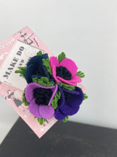 Load image into Gallery viewer, 1940&#39;s Felt Flower Anemone Corsage - Pretty Wartime Posy Brooch - Pink, Lilac, Purple and Blue
