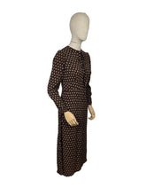 Load image into Gallery viewer, Original 1930&#39;s Brown and Cream Crepe Long Sleeved Dress - Bust 32 34
