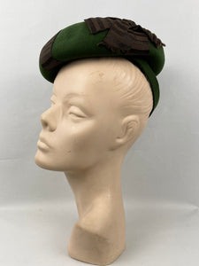 Original 1940s Forest Green Felt Hat with Chocolate Brown Grosgrain Bow Trim