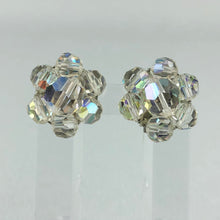 Load image into Gallery viewer, Vintage 1950s Clear Glass Clip On Earrings - Large
