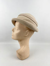 Load image into Gallery viewer, Original 1930’s Cream Felt Hat with Soft Feather Trim - Beautiful Piece *
