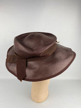 Load image into Gallery viewer, Original 1930s Brown Straw Hat with Cream Grosgrain Trim
