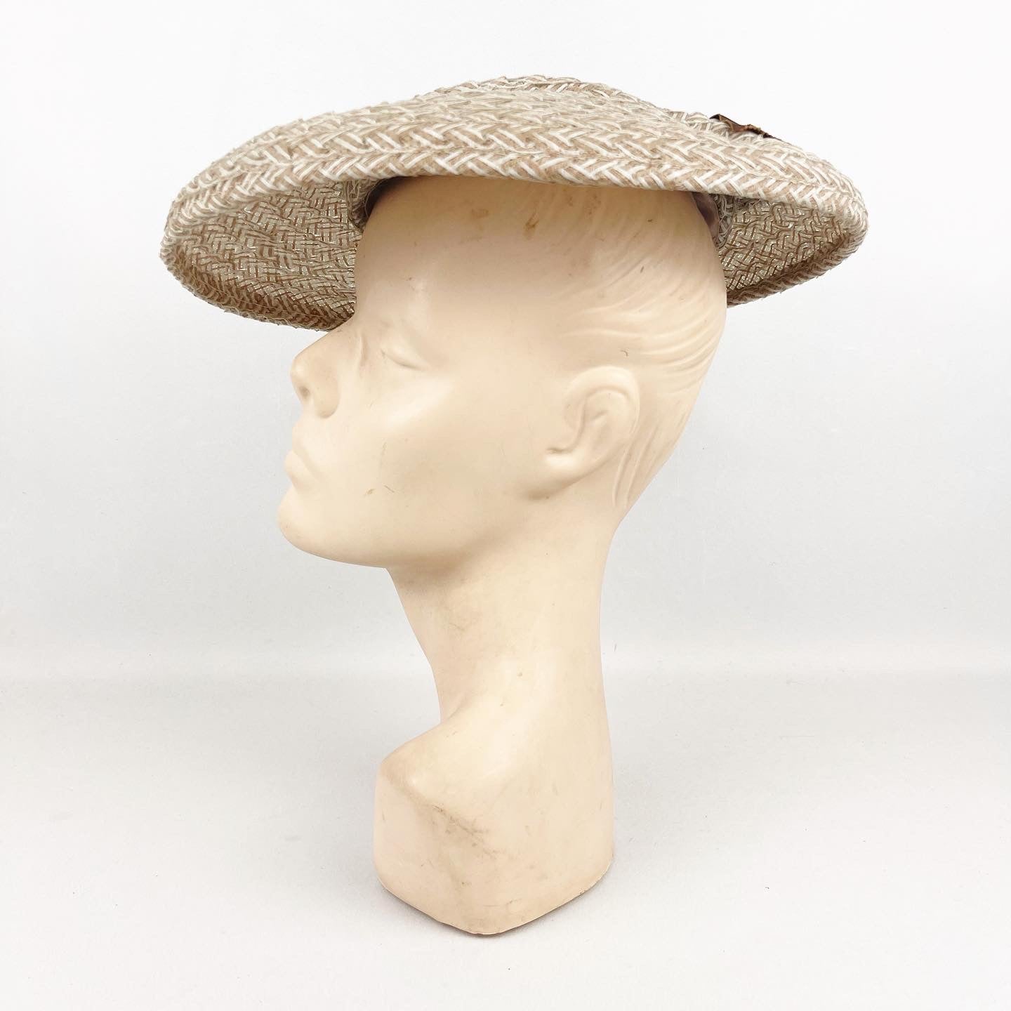 Original 1940's 1950's Summer Straw Hat in Brown and Grey with