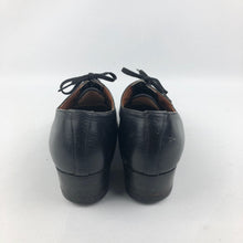 Load image into Gallery viewer, CC41 1940s Black Leather Walking Shoes - UK 3.5
