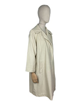 Load image into Gallery viewer, Original 1950&#39;s Cream Textured Cotton Lightweight Summer Coat - Bust 40
