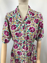 Load image into Gallery viewer, 1940s Floppy Cotton Dress with Pink Roses Print - Bust 40 42

