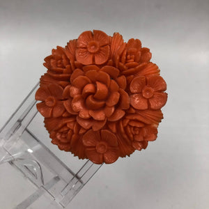 1940s Early Plastic Coral Coloured Floral Brooch