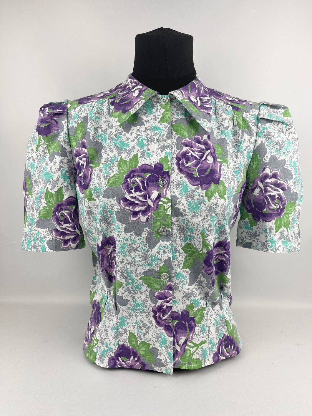 1940's Reproduction Floral Print Blouse with Large Purple Roses and Faceted Glass Buttons Made From an Original 1940's Feed Sack - Bust 34