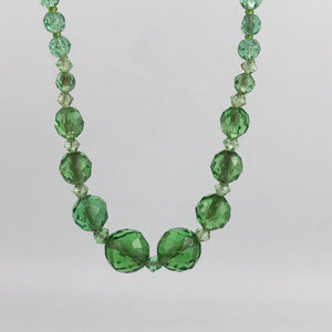 Original 1940s 1950s Green Faceted Glass Graduated Bead Necklace
