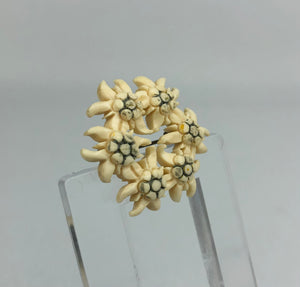 Vintage 1930s 1940s Cream Carved Edelweiss Circlet Brooch