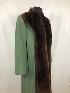 1940s Sage Green Wool Coat with Real Fur Collar Trim - Bust 38 40