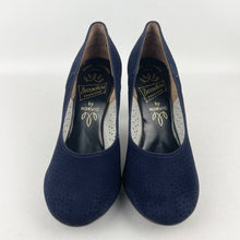 Load image into Gallery viewer, Original 1940's 1950's Deadstock Blue Suede Court Shoes with Punch Detail  - UK 4.5
