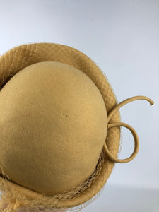 Original 1940s Ochre Felt Hat by Jacoll - Incredible Piece