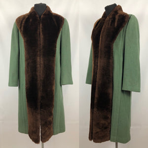 1940s Sage Green Wool Coat with Real Fur Collar Trim - Bust 38 40