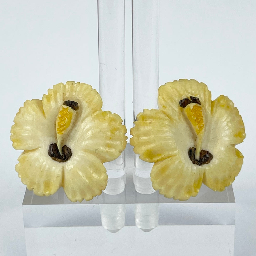 Original 1940's 1950's Carved Hibiscus Flower Screw Back Earrings from Japan