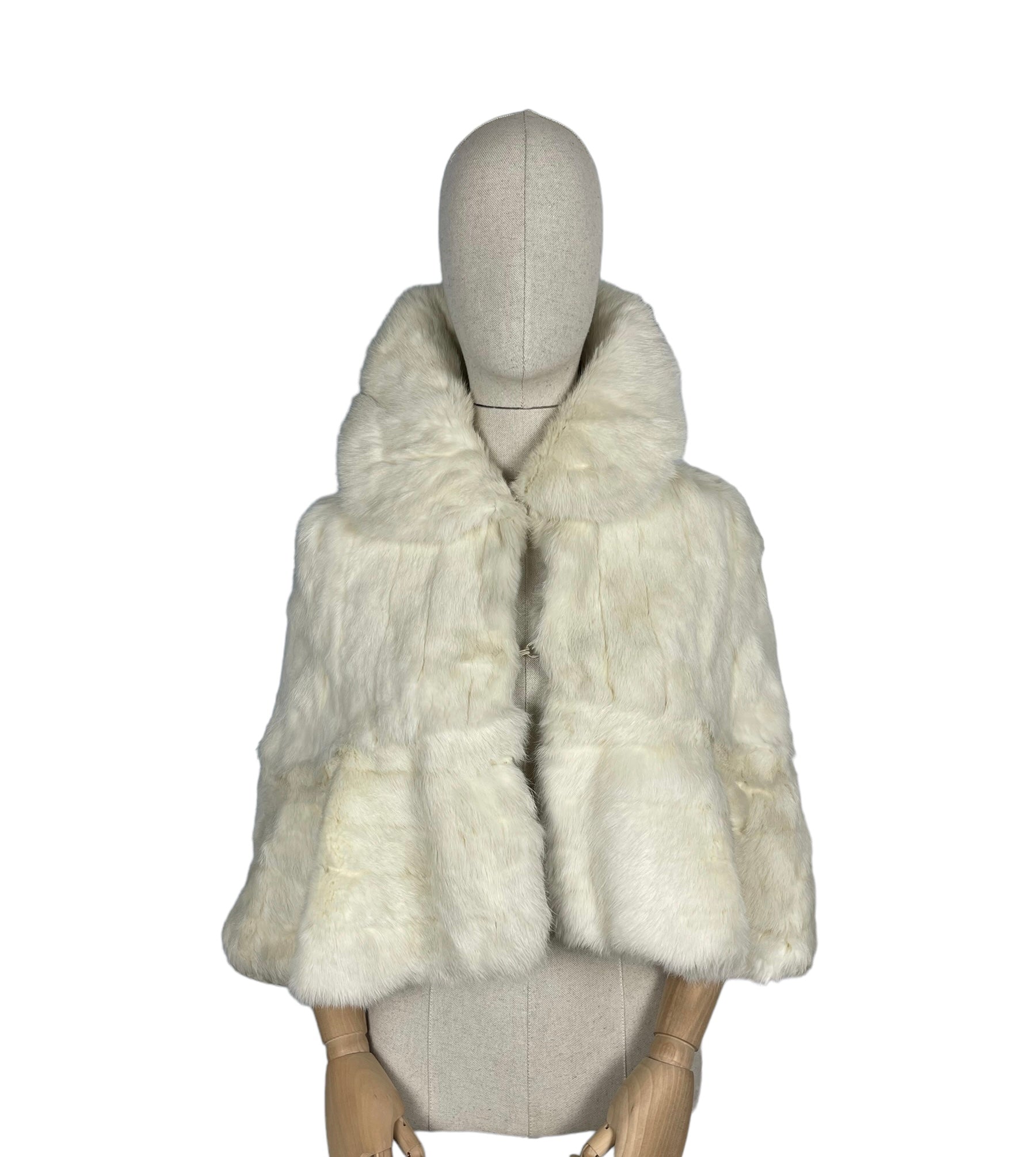 Original 1930's or 1940's Vintage White Fur Evening Cape with Stunning  Collar Vintage Winter Wedding Cape