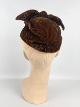 Load image into Gallery viewer, Charming 1970s Does 1930s Rust Coloured Cap with Bow Trim - Deco Detailing *
